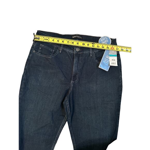 Lee Platinum Label Just Below the Waist Soft Slimming Capri Denim Pants NWT 16M - Picture 4 of 7